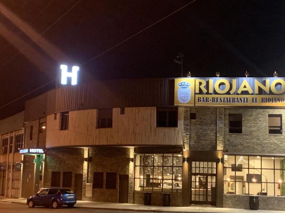 Hotel Riojano ウマネス・デ・マドリード エクステリア 写真
