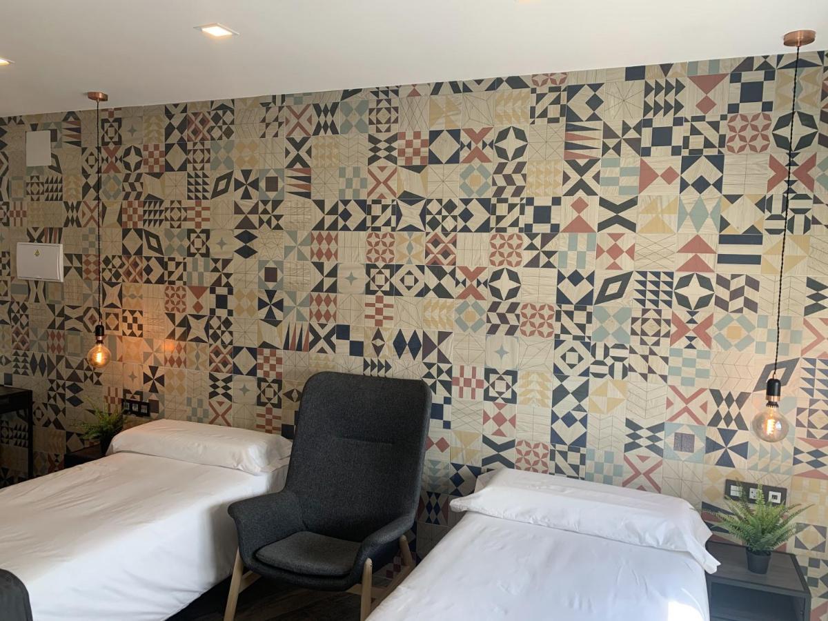 Hotel Riojano ウマネス・デ・マドリード エクステリア 写真
