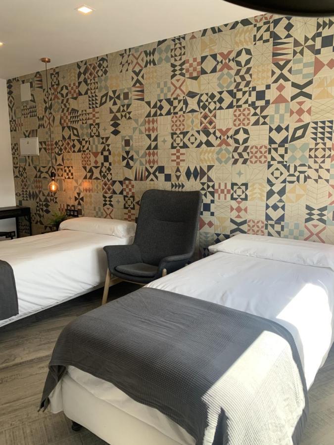 Hotel Riojano ウマネス・デ・マドリード エクステリア 写真